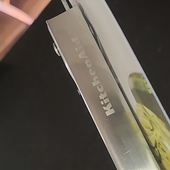 KitchenAid Tongs - Picture 4 of 4